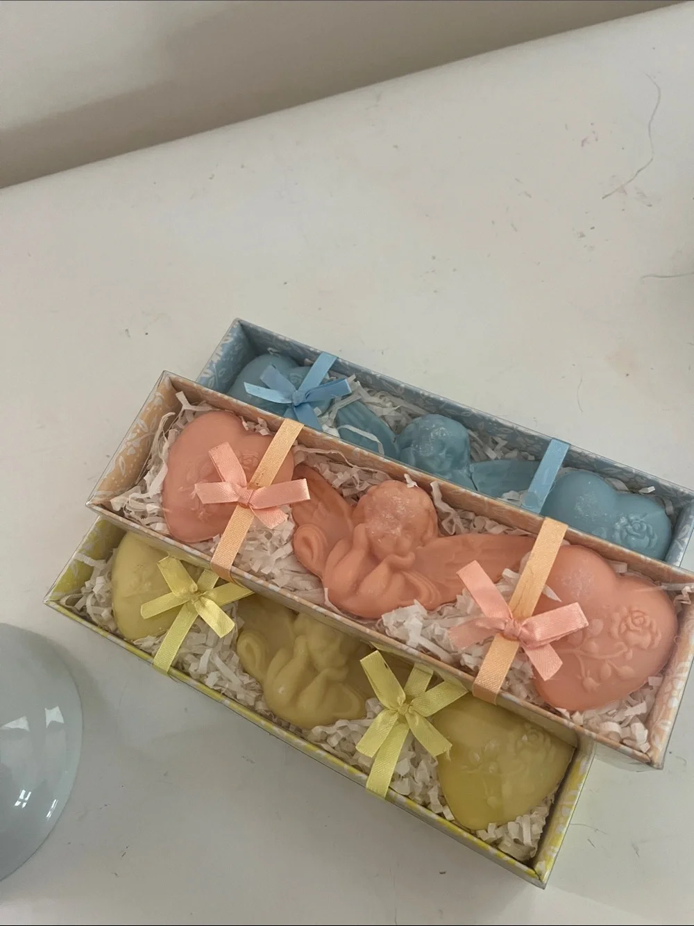 Vintage look Sink with Faucets Ceramic Footed Soap Dish plus 3 boxes guest soaps